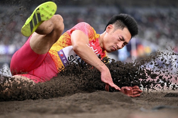 8米33!世锦赛跳远摘铜,石雨豪找回曾经一飞冲天的自己
