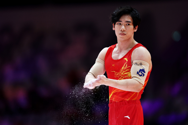 世(shì)锦(jǐn)赛(sài)银(yín)牌(pái)开(kāi)启(qǐ)新(xīn)周(zhōu)期(qī)，不(bù)断(duàn)进(jìn)化(huà)的(de)张(zhāng)博(bó)恒死磕全能