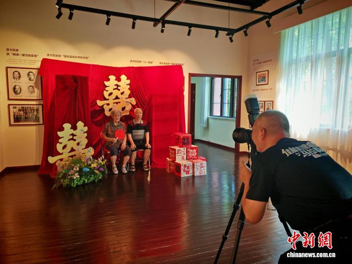 “七夕映像馆”：用AI重温岁月里的爱情
